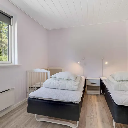 Lillemosevej 15, 4560 Holiday home *