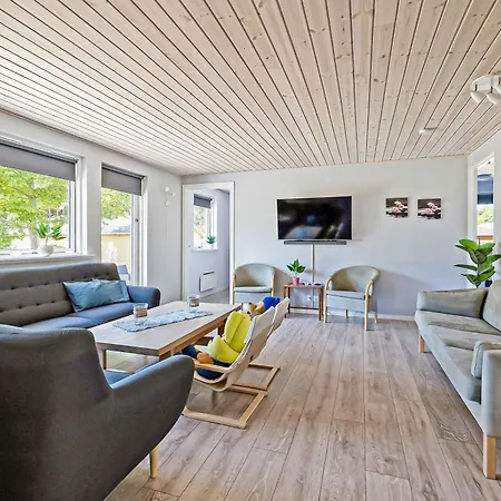 Lillemosevej 15, 4560 Holiday home *