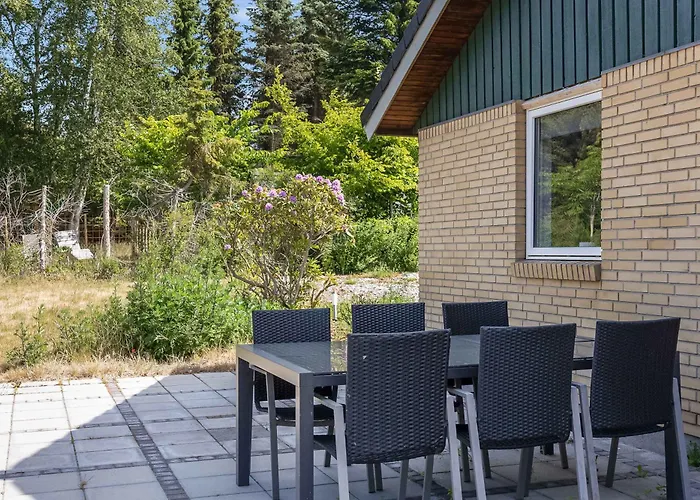 With Outdoor Jacuzzi And Shelter Casa vacanze Vig